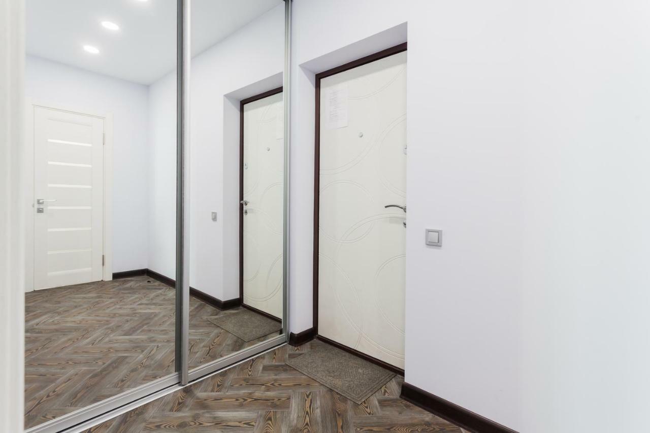 Apartamenti Gercena 35 Apartment Kiev Bagian luar foto