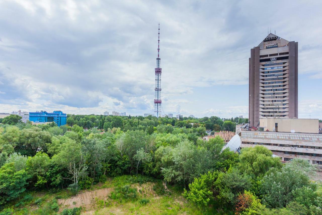 Apartamenti Gercena 35 Apartment Kiev Bagian luar foto